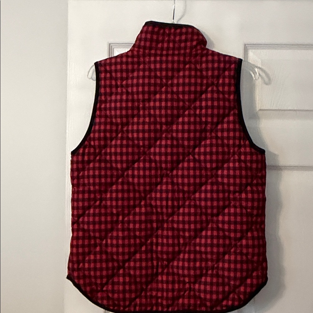 J. Crew Red and Black Plaid Vest length 28” bust 36” two front pockets - Picture 5 of 8